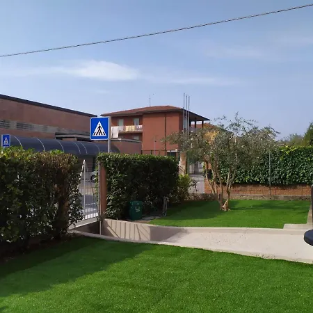 Appartamento Con 1 E 2 *